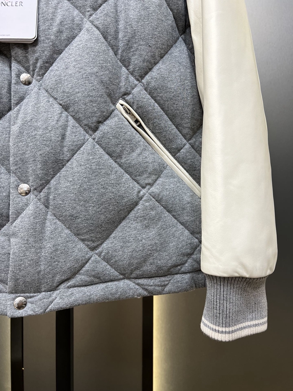 ハイクオリティダウンジャケット内部構造